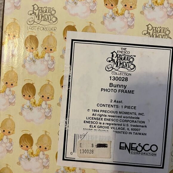 PRECIOUS MOMENTS BUNNY PHOTO FRAME - Picture 3 of 4